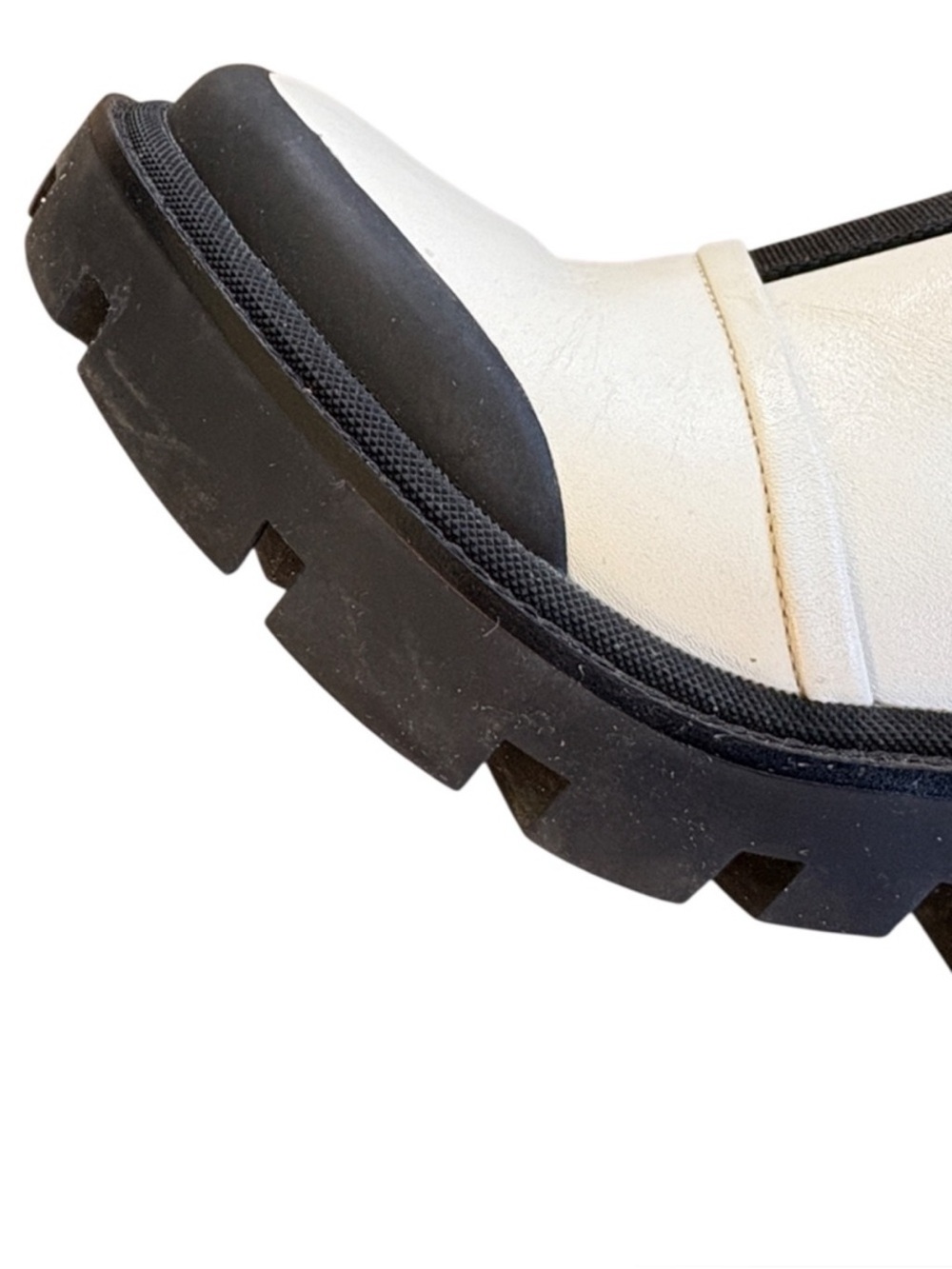 Tory Burch Leather Chelsea Lug Sole Ankle Boots Ivory Black Size 8.5 Retail $428 - Picture 9 of 11